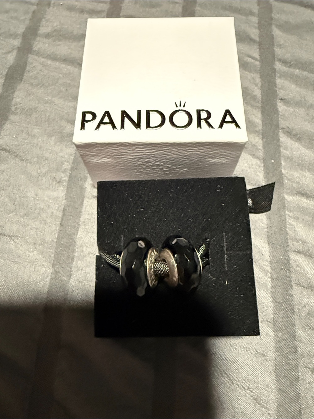 Two black and silver charms for a pandora bracelet. - Picture 2 of 3